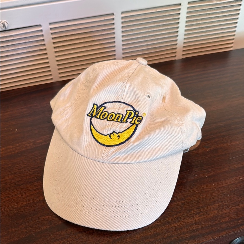 MoonPie Logo Beige Cap
